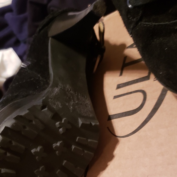 Nine West boots - Picture 3 of 4